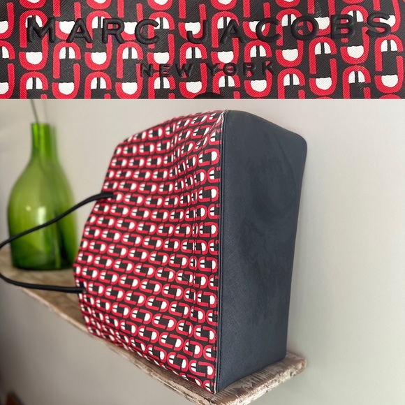 Marc Jacobs purse - Picture 5 of 6